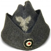 Luftwaffe M 40 Feldmuetze side hat, dated 1942