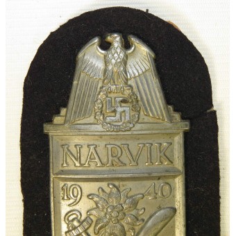 Escudo Armada Narvik en zinc, en un trozo de lana azul KM. Espenlaub militaria