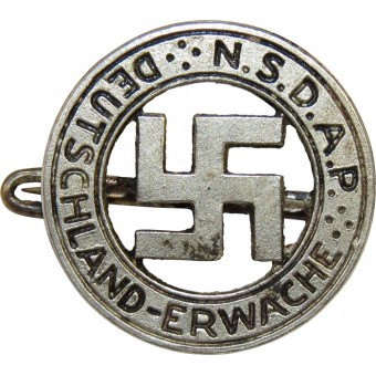 NSDAP DEUTSCHLAND ERWACHE badge. Espenlaub militaria