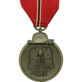 Medaglia Förster & Barth per la campagna in Oriente 1941/42. Medaglia Winterschlacht im Osten