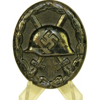 W.Hobacher, 32 Meded Wound Badge in Black. Espenlaub militaria