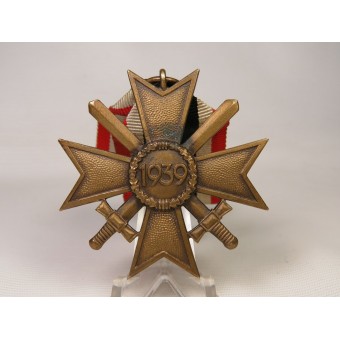 3. Reichs-Kriegsverdienstkreuz, 1939 mit Schwertern, KVK2, Kennzeichnung 68. Espenlaub militaria