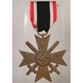 KVKII-medalj, 1939, krigsförtjänstkorset, 2:a klass, märkt 45.. Espenlaub militaria
