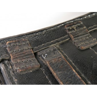 Stor läderväska för tyska patroner LP34 och LP42. Nästan som ny.. Espenlaub militaria