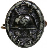 16 mm Miniature Wound badge in black 1939