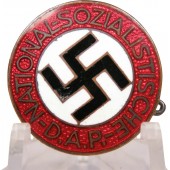 Знак члена NSDAP M1/ 78 Paulmann und Crone GES.GESCH