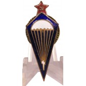 Sovjetiska fallskärmshoppare hoppmärke, år 1931. Första typen