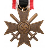 Kriegsverdienstkreuz II. Klasse 1939 mit Schwertern.