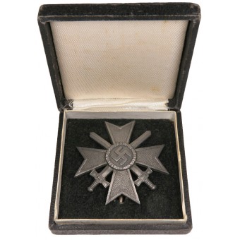 Militärisches Verdienstkreuz 1939 mit Schwertern PKZ 4 Steinhauer & Lück. Espenlaub militaria