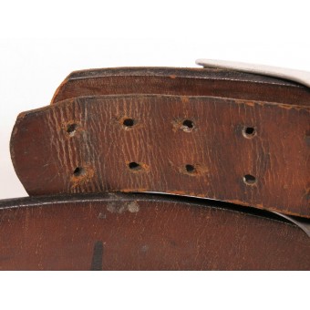 Fibbia in alluminio della Gioventù hitleriana su una cintura da combattimento in pelle del 1938. Espenlaub militaria