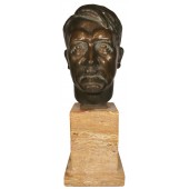 Adolf Hitler als Führer und Reichskanzler Bronzebüste, Ley/WMF