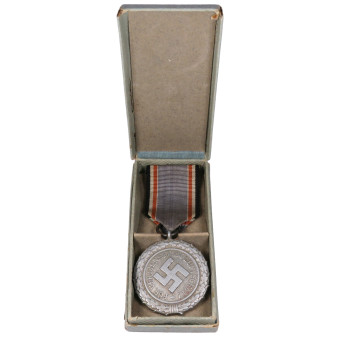 Luftschutz-Ehrenzeichen 2-я ступень в коробке. Espenlaub militaria