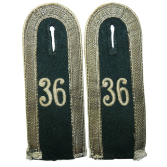 Wehrmacht shoulder boards 36th Regiment. Espenlaub militaria