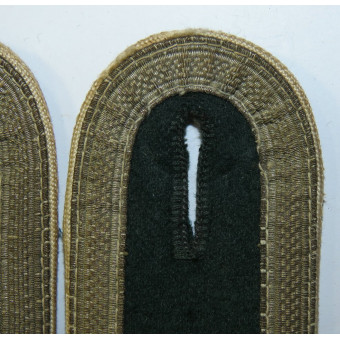 Wehrmacht shoulder boards 36th Regiment. Espenlaub militaria