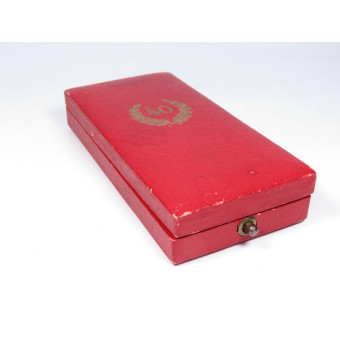 Почётный крест за верную службу 1-й степени за 40 лет в футляре. Espenlaub militaria