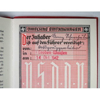 NSDAP:s medlemsbok (1939 års upplaga)´+ namngiven NSDAP-märke. Espenlaub militaria