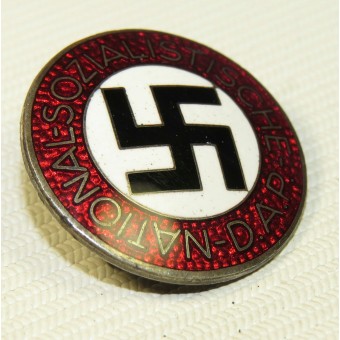 NSDAP-lidmaatschapsboek (1939 editie) + genaamd NSDAP-badge. Espenlaub militaria