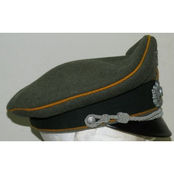 Wehrmacht Cavalry visor hat with traditional eagle “Schwedter Adler”. Espenlaub militaria
