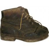 Chaussures de camp allemandes KZ de la Seconde Guerre mondiale