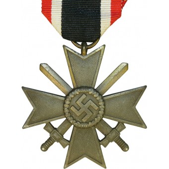 Mérito tercera Guerra del Reich cruz segunda clase w / espadas. Espenlaub militaria