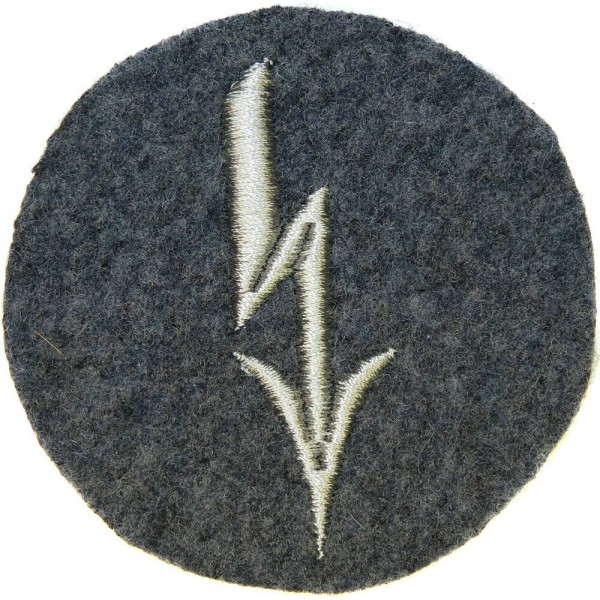 WW2 Luftwaffe signal specialist trade patch.