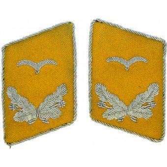 Петлицы лейтенанта Люфтваффе- с жёлтым приборным сукном. Espenlaub militaria