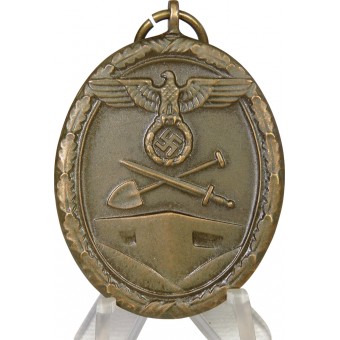 1ère médaille de type Westwall, Deutsches Schutzwallehrenzeichen. Espenlaub militaria