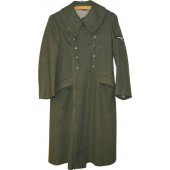 Manteau Waffen SS M 43 pour enfant d'environ 12-13 ans.