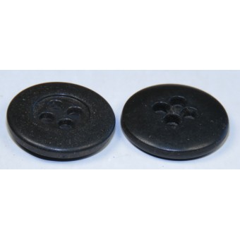 German Kunstharz small black textolite 14-mm button for tunics, wraps and M 42/43 hats. Espenlaub militaria