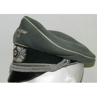 Фуражка офицера Вермахта-пехота, переделанная во фронтовой стиль. Espenlaub militaria
