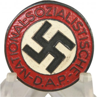 NSDAP M 1/92 RZM. NSDAP Lid Badge. Gemaakt door Carl Wild. Espenlaub militaria