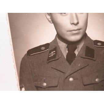 Foto van een Letse SS-vrijwilliger van de 15e of 19e divisie. Espenlaub militaria