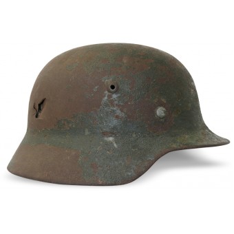Немецкий стальной шлем м35 Вермахт. Боевняк с попаданием. Espenlaub militaria