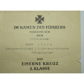 Rautaristin toisen luokan palkintotodistus SS-Sturmannille divisioonassa Hohenstaufenissa. Espenlaub militaria