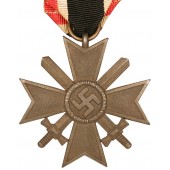 Kriegsverdienstkreuz 2 Klasse mit Schwertern Zink