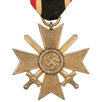 Крест за военные заслуги второй степени с мечами PKZ 107 Carl Wild. Espenlaub militaria