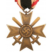 Kriegsverdienstkreuz mit Schwertern 1939 PKZ 38 Josef Bergs