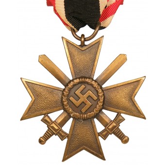 Cruz al Mérito de Guerra con Espadas 1939 PKZ 38 Josef Bergs. Espenlaub militaria