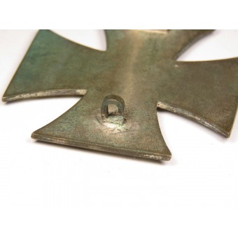 Croix de fer de 1ère classe 1939 FO sur un morceau dune authentique tunique allemande. Espenlaub militaria