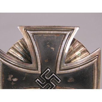 Croix de fer de 1ère classe 1939, variante à vis de C.F. Zimmermann. Espenlaub militaria