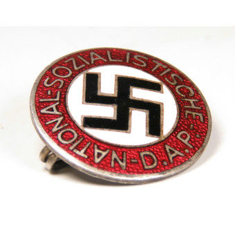 NSDAP:s partimärke med märkning nr 34 (Karl Wurster, Markneukirchen). Espenlaub militaria