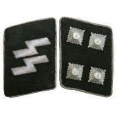 SS Sturmbannführer collar tabs