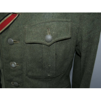 1941 Model Wehrmacht Tunic for a Funker with Shoulder Boards Lemon-Yellow Piping. Espenlaub militaria