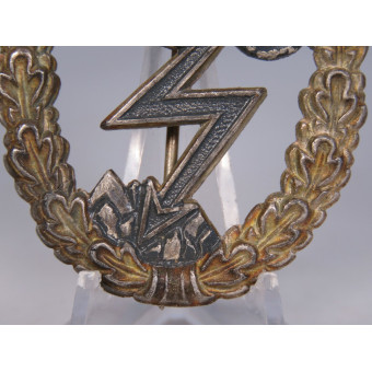 Luftwaffe Ground Assault Badge – Arno Wallpach. Espenlaub militaria