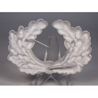 Aluminium oak leaf wreath for a Wehrmacht Heer visor cap. Espenlaub militaria