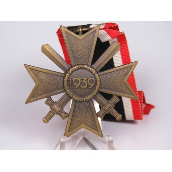 KVK 2nd class 1939 with swords, early, bronze. Espenlaub militaria