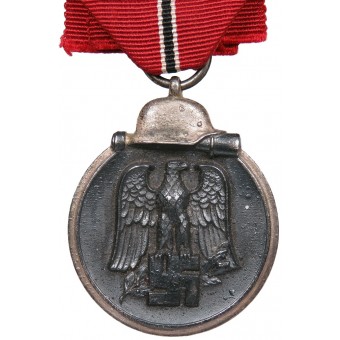 Medaille Winterschlacht im Osten 1941/42 - Ostmedaille. KLEIN & QUENZER A.G. 65. Espenlaub militaria