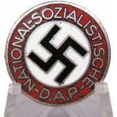 Insignia de miembro del NSDAP М1/14 RZM, tipo ojal, Matthias Oechsler & Söhne.