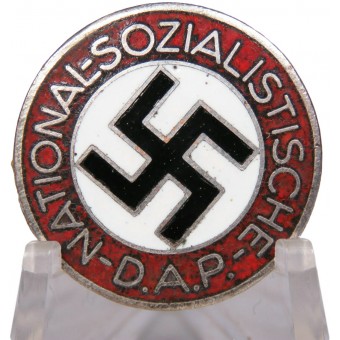 NSDAP -jäsenmerkki м1/14 rzm, nappireiän tyyppi, Matthias Oechsler & Söhne. Espenlaub militaria