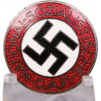 NSDAP member badge, RZM M1/102 - Frank & Reif. Espenlaub militaria